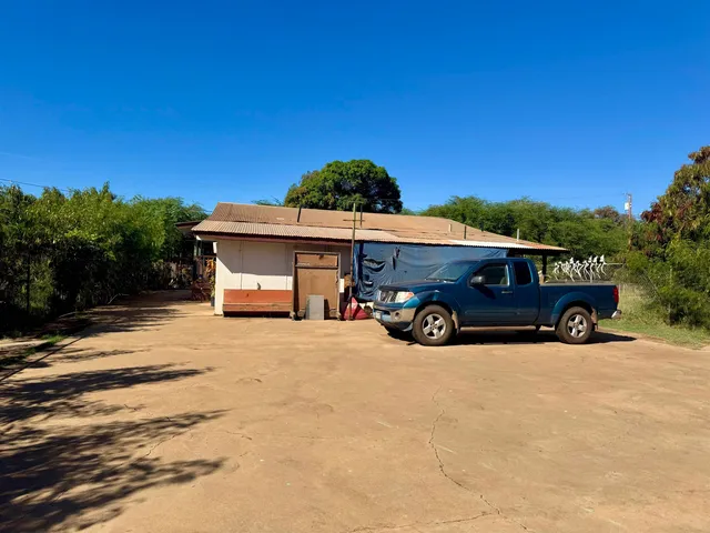 a view of a car garage