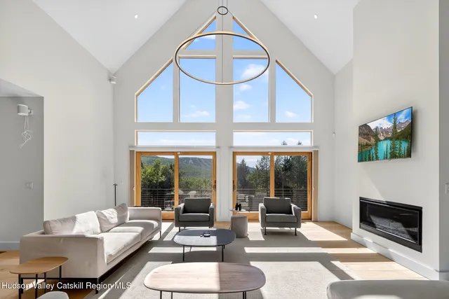 $2,699,999 | 110 Old Road, Windham, NY 12496