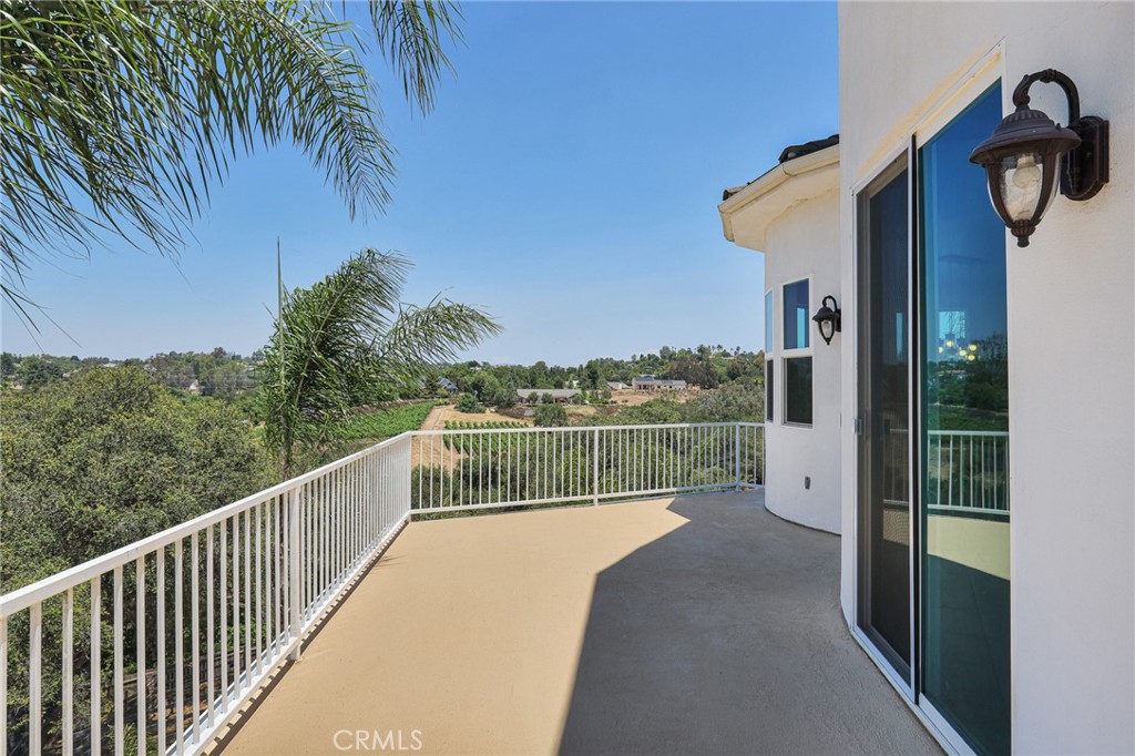 1303 Sycamore Heights Fallbrook, CA 92028 - Photo 18 of 61