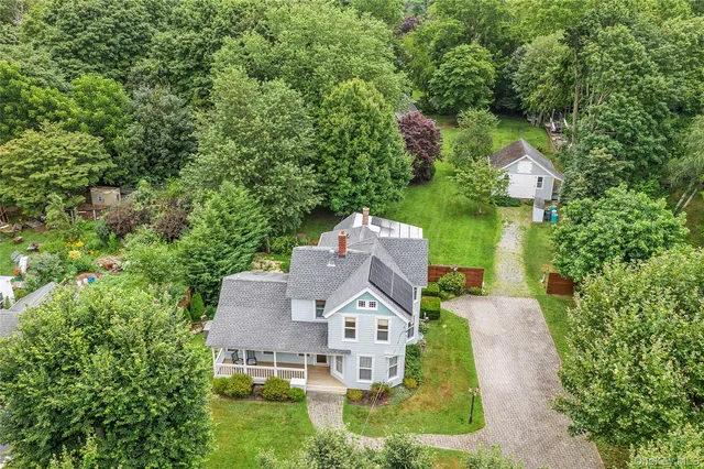 $939,000 | 264 Washington Avenue, Jamesport, NY 11901