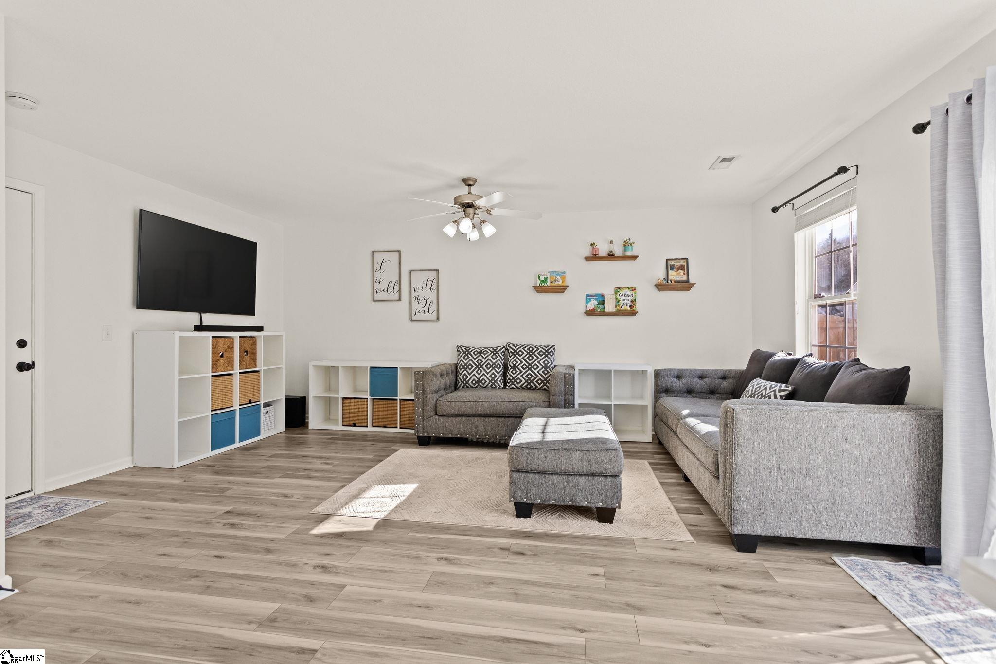 803 Barn Swallow Drive Simpsonville, SC 29680 - Photo 6 of 24