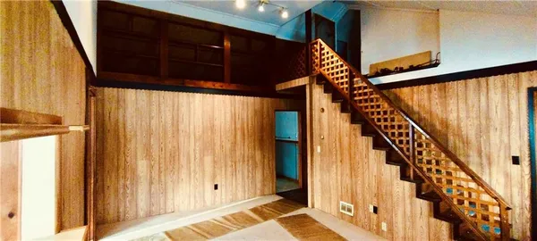 a view of an entryway