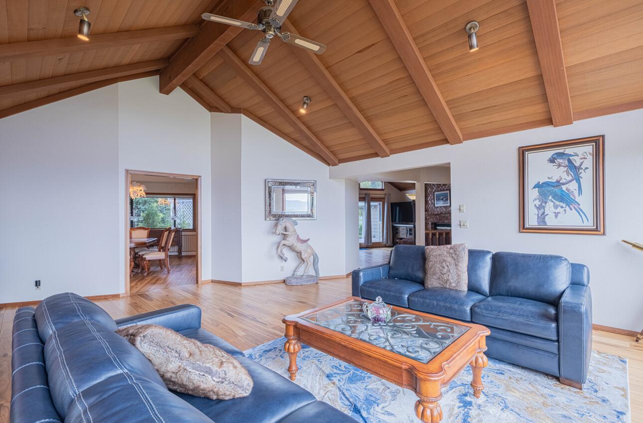 310 Mesa Road Salinas, CA 93908 - Photo 27 of 79 Gallery Image 27