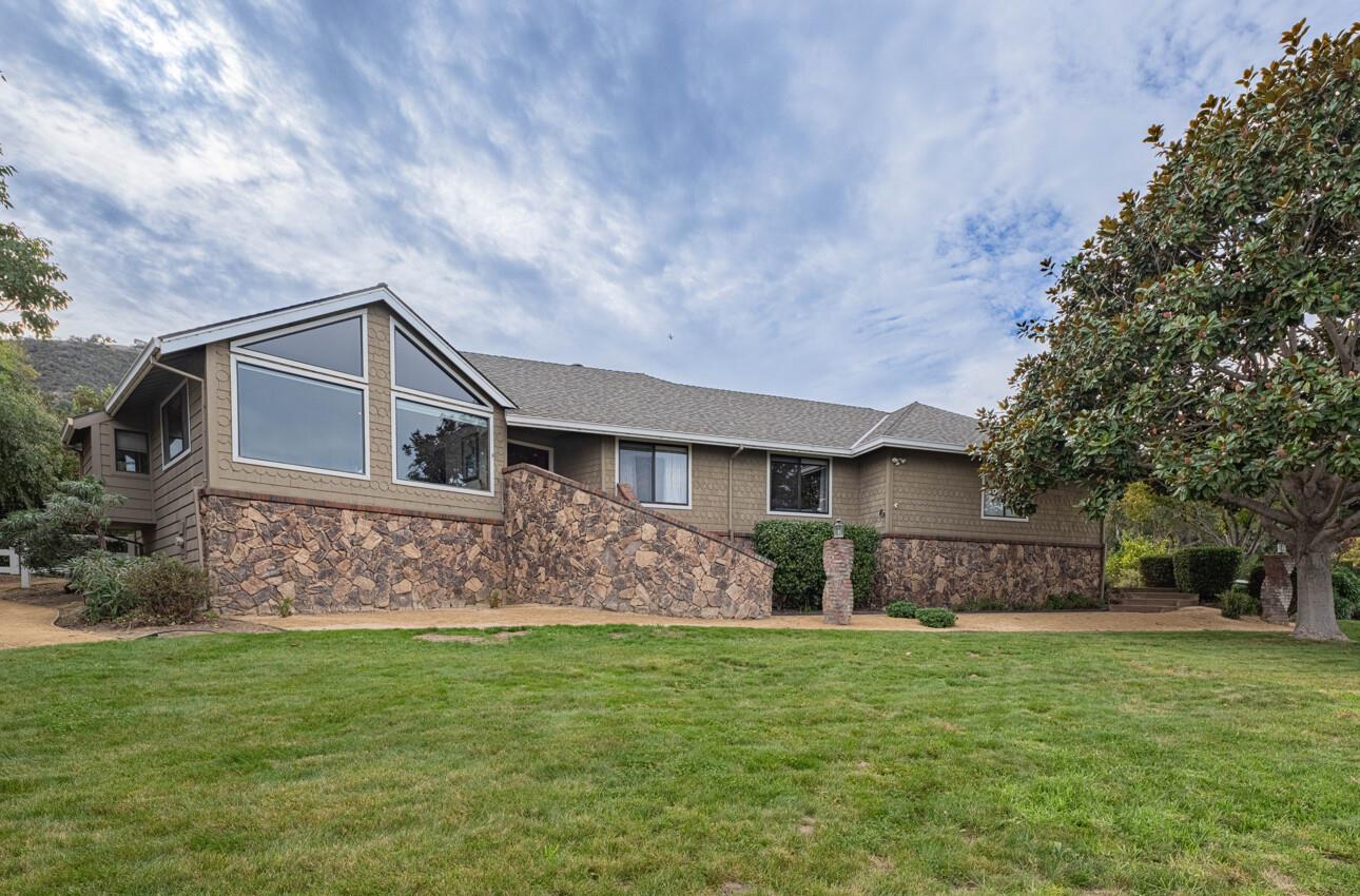 310 Mesa Road Salinas, CA 93908 - Photo 3 of 79 Gallery Image 3