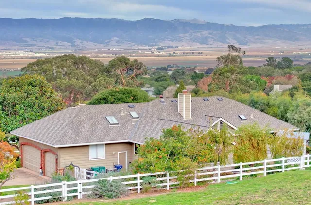 $1,450,000 | 310 Mesa Road, Salinas, CA 93908