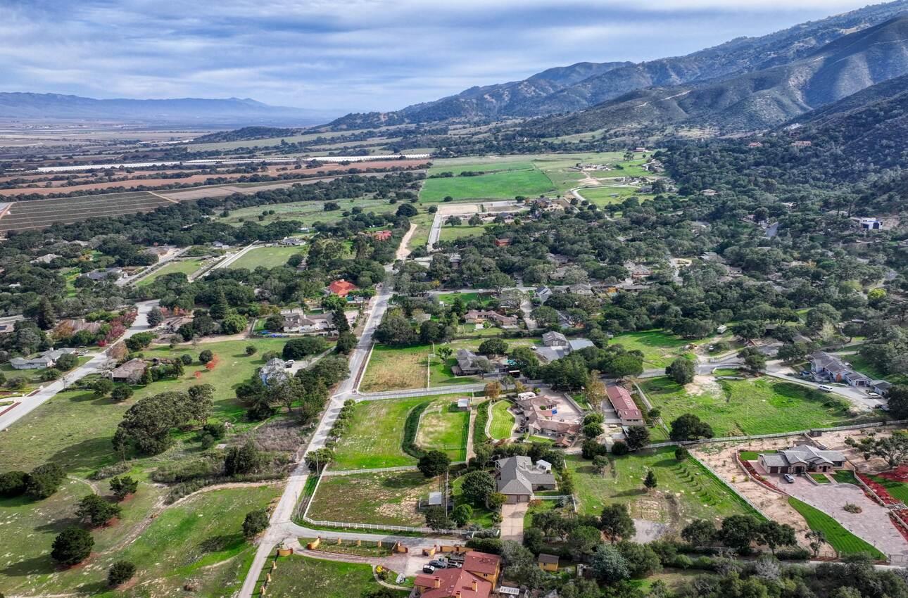 310 Mesa Road Salinas, CA 93908 - Photo 76 of 79 Gallery Image 76