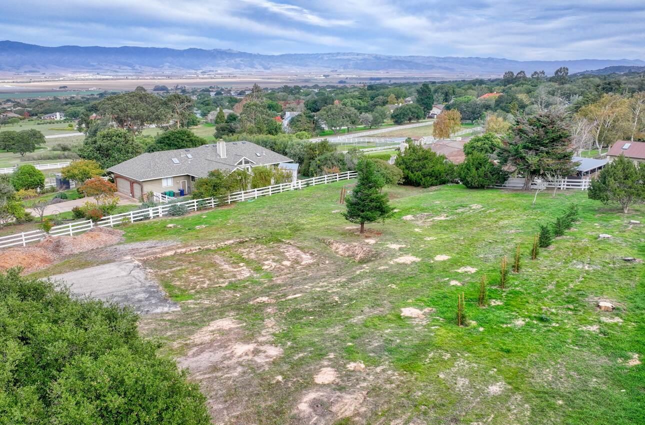 310 Mesa Road Salinas, CA 93908 - Photo 78 of 79 Gallery Image 78