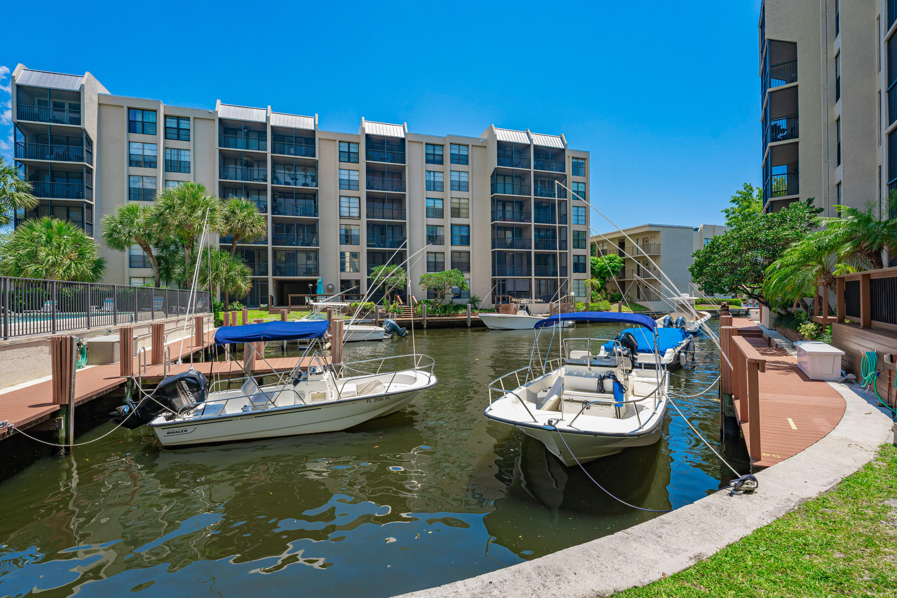 21 Royal Palm Way, Unit 103 Boca Raton, FL 33432 - Photo 36 of 51 34