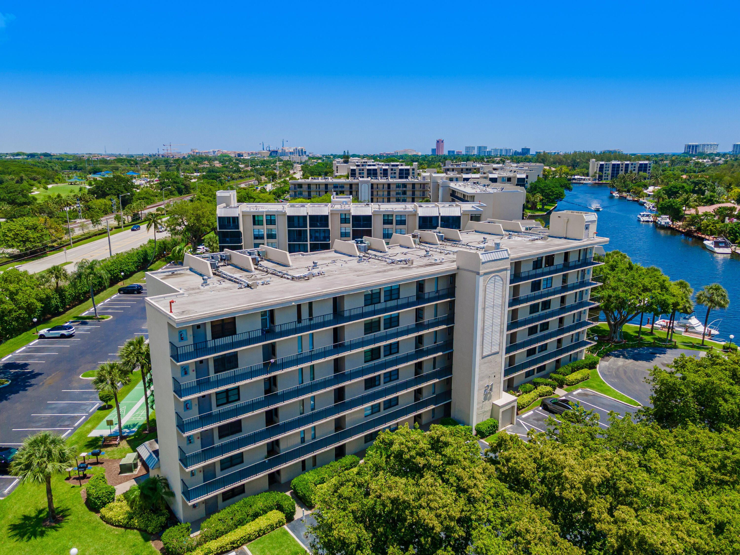 21 Royal Palm Way, Unit 103 Boca Raton, FL 33432 - Photo 38 of 51 01