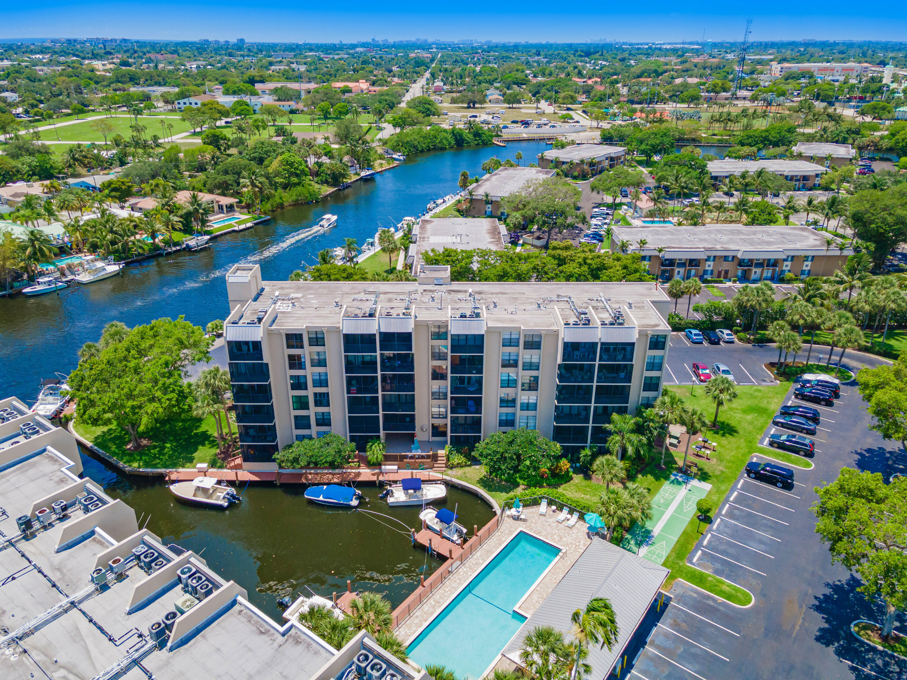 21 Royal Palm Way, Unit 103 Boca Raton, FL 33432 - Photo 41 of 51 05