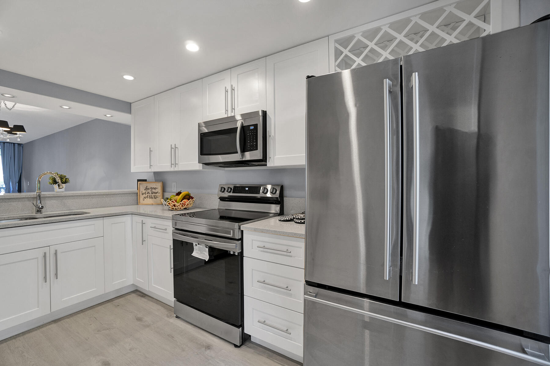 21 Royal Palm Way, Unit 103 Boca Raton, FL 33432 - Photo 6 of 51 Kitchen