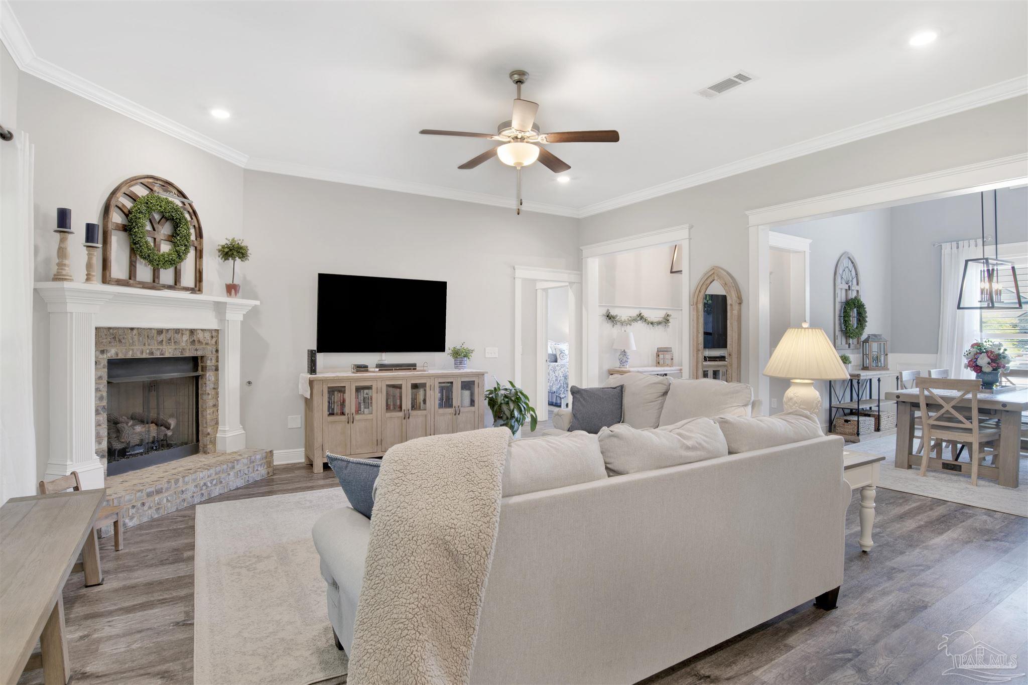 1552 Cadence Loop Cantonment, FL 32533 - Photo 19 of 36