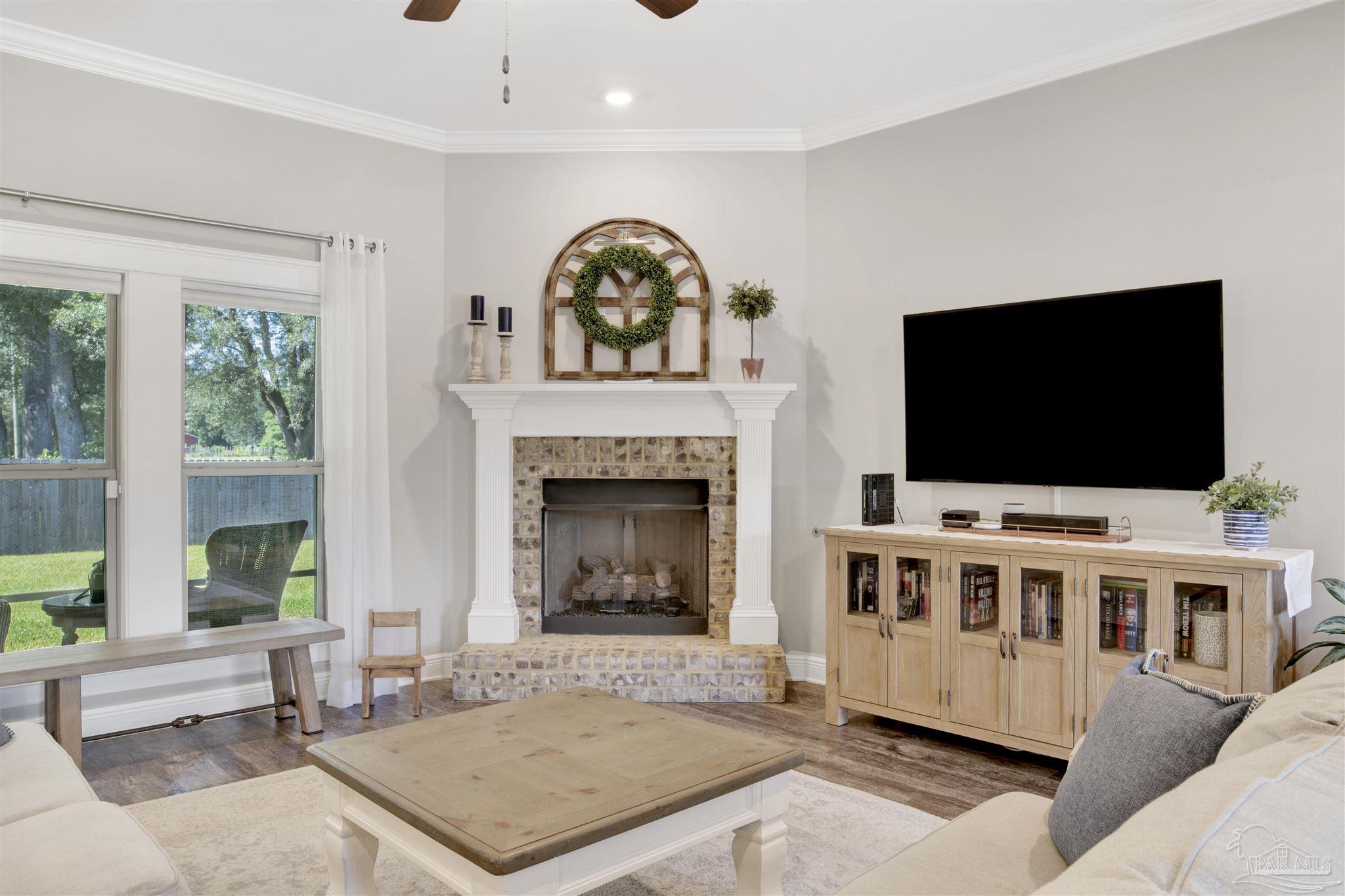 1552 Cadence Loop Cantonment, FL 32533 - Photo 21 of 36