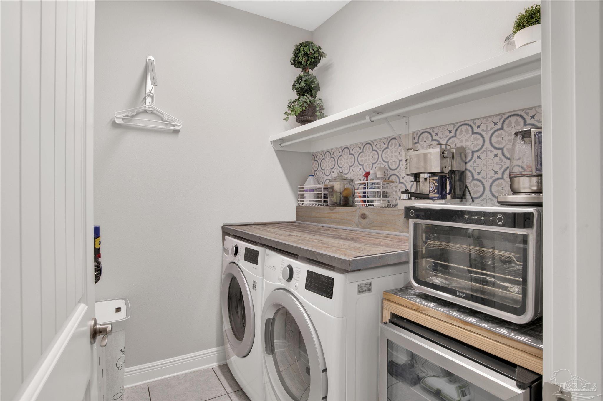 1552 Cadence Loop Cantonment, FL 32533 - Photo 28 of 36