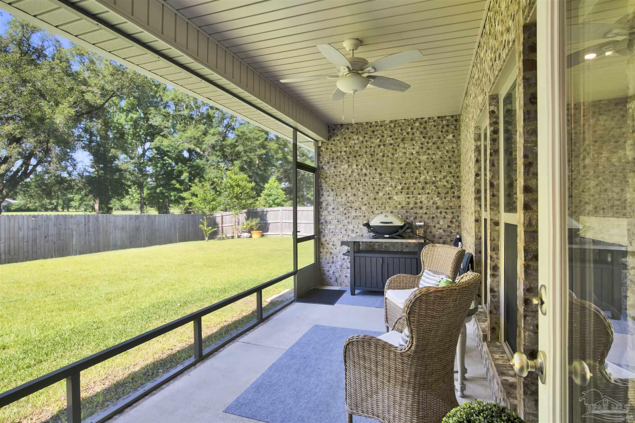 1552 Cadence Loop Cantonment, FL 32533 - Photo 9 of 36