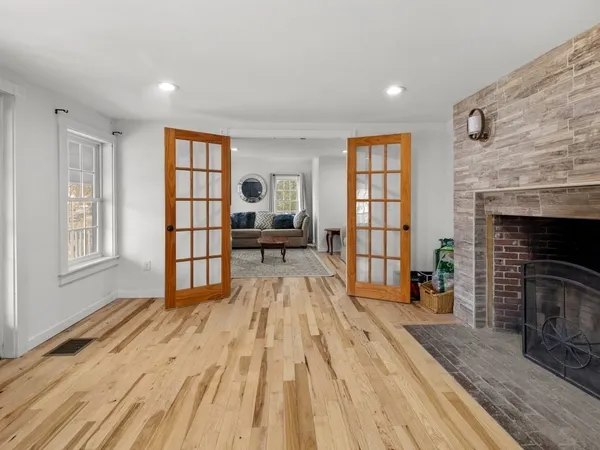 $1,195,000 | 555 Webster Street, Marshfield, MA 02050