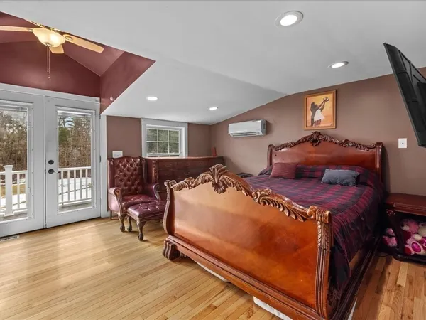 $1,195,000 | 555 Webster Street, Marshfield, MA 02050