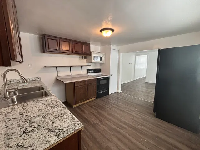 $249,900 | 1028 Stuart Street, Green Bay, WI 54301