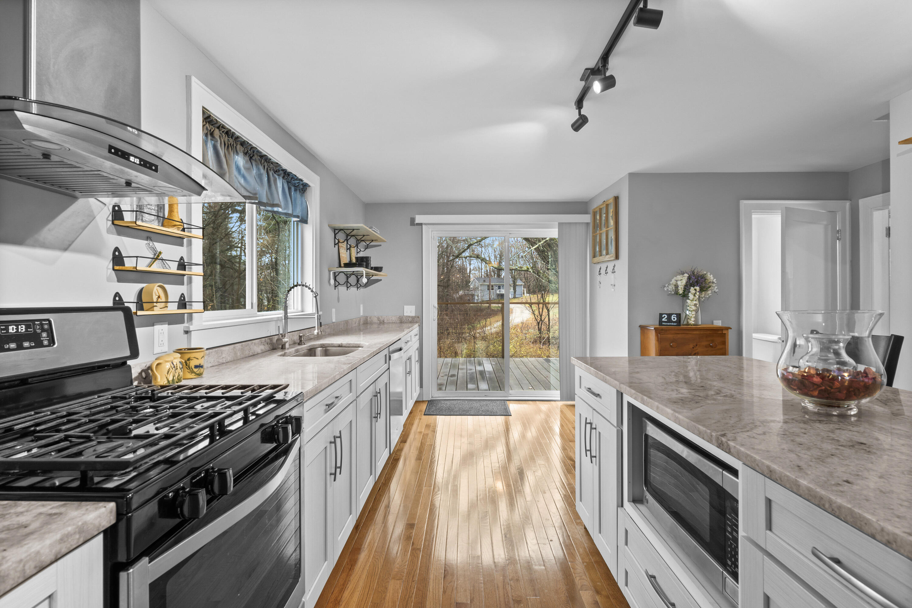 28 Ossipee Trail West Standish, ME 04084 - Photo 10 of 32 28 Ossipee Trail W_133