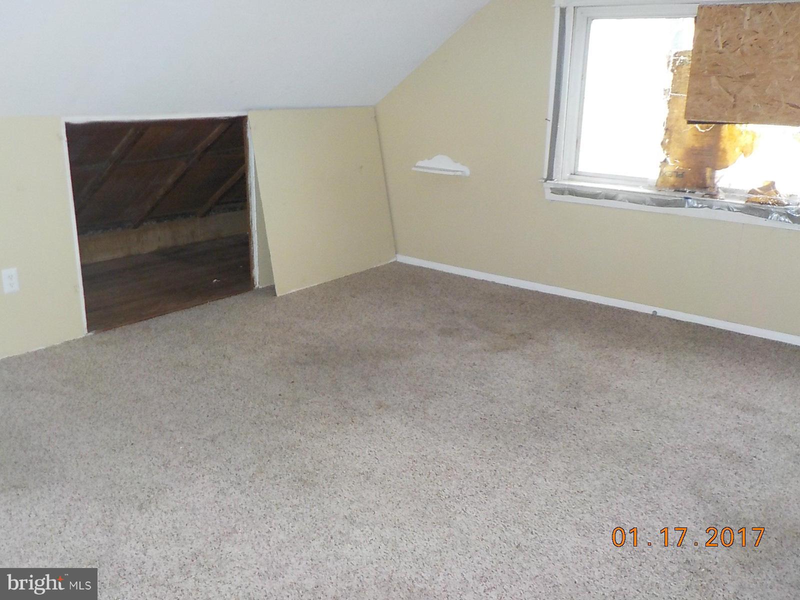 230 Bar Harbor Road Pasadena, MD 21122 - Photo 4 of 9 Bedroom