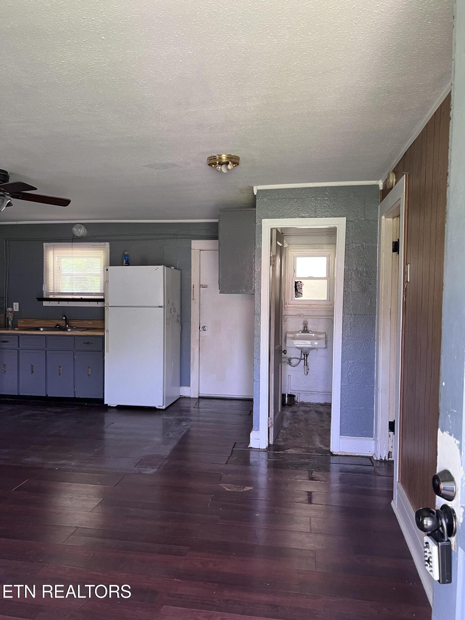 1448 Louisville Road Alcoa, TN 37701 - Photo 50 of 53 IMG_0373