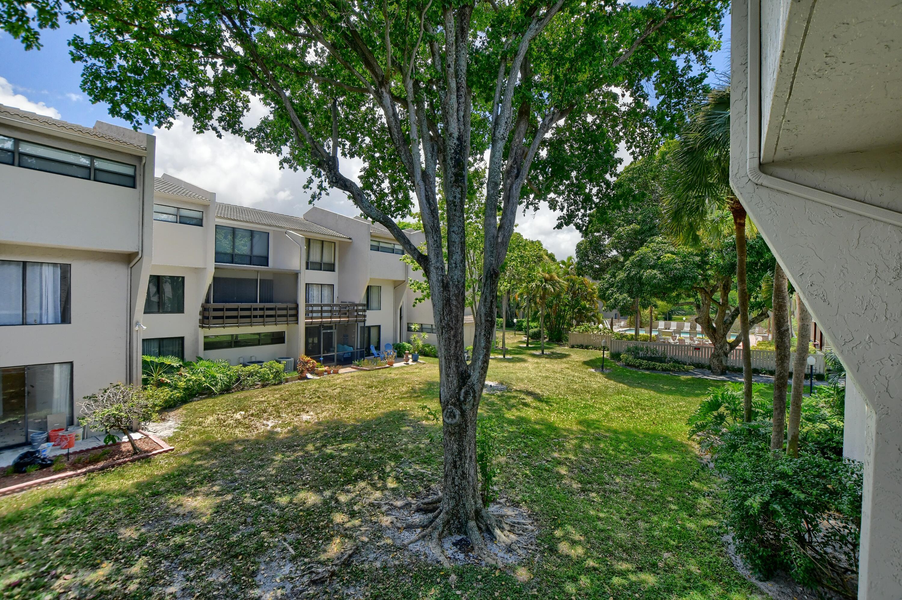 149 Northwest 70th Street, Unit 306C Boca Raton, FL 33487 - Photo 8 of 27 Exterior