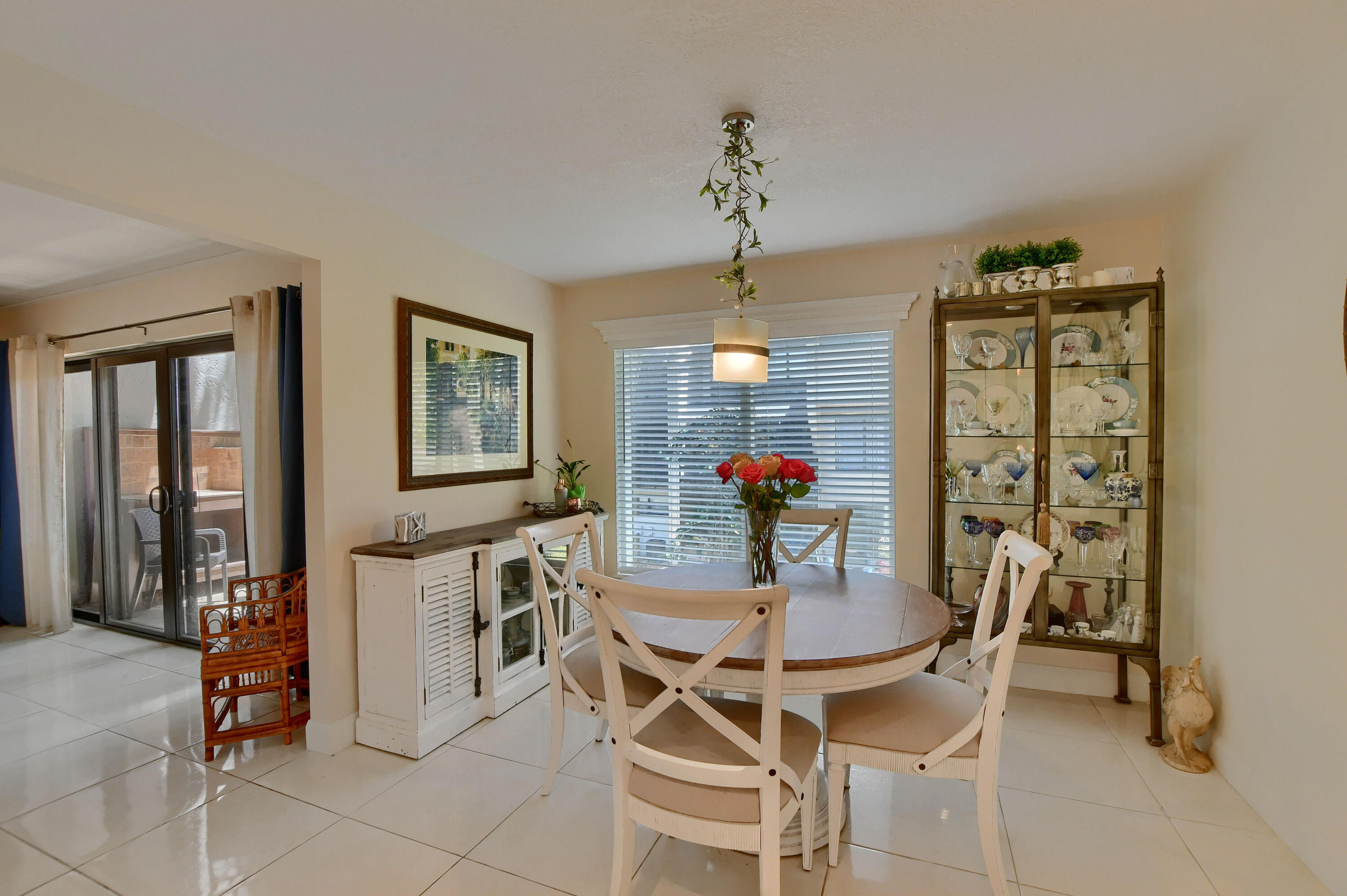149 Northwest 70th Street, Unit 306C Boca Raton, FL 33487 - Photo 10 of 27 Dining Area