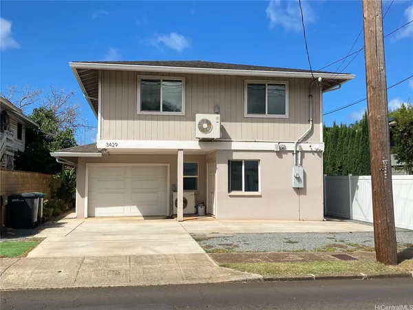 $2,600 | 3429 Harding Avenue, Honolulu, HI 96816