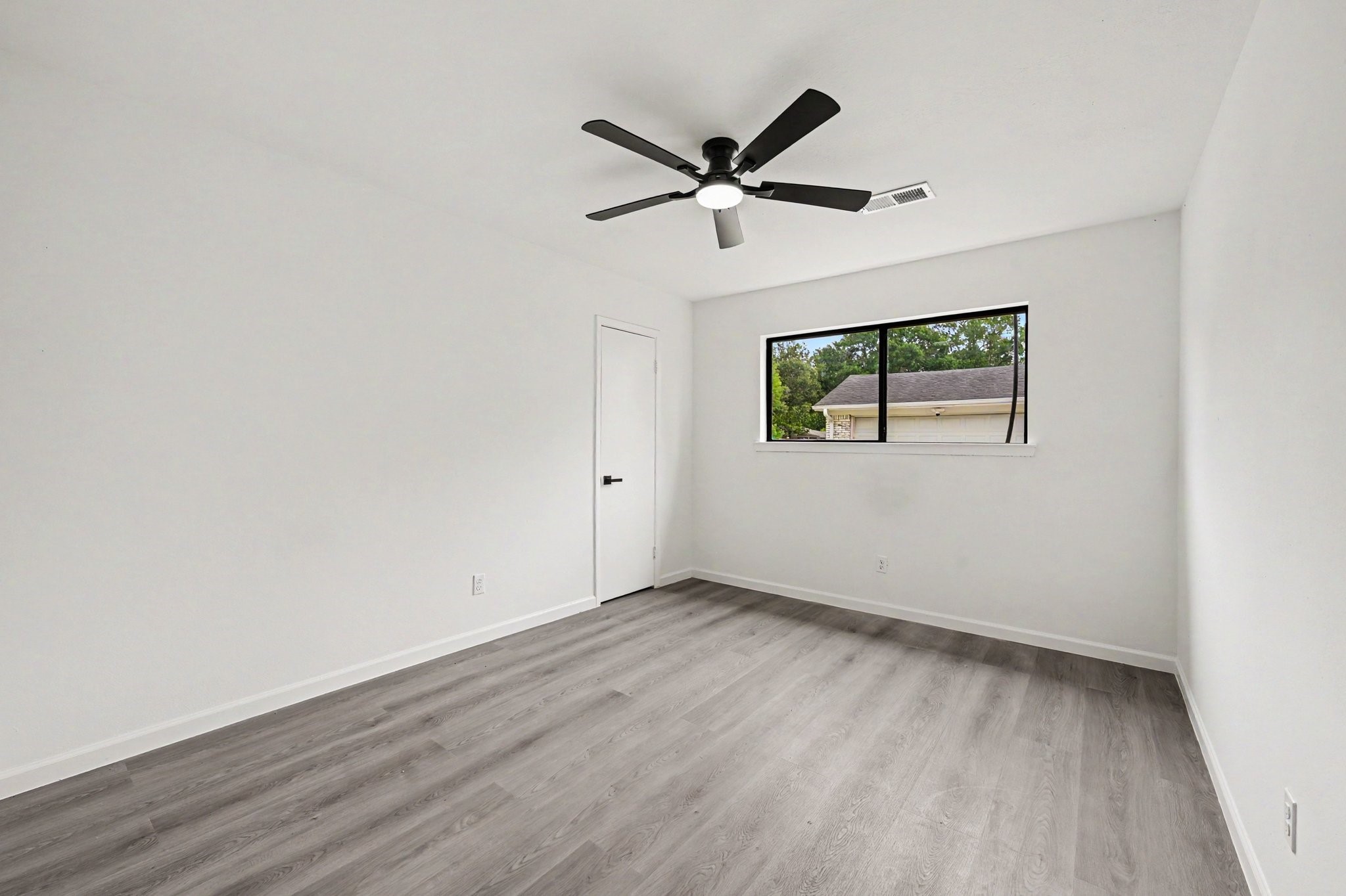 7607 Grape Street Houston, TX 77074 - Photo 17 of 42