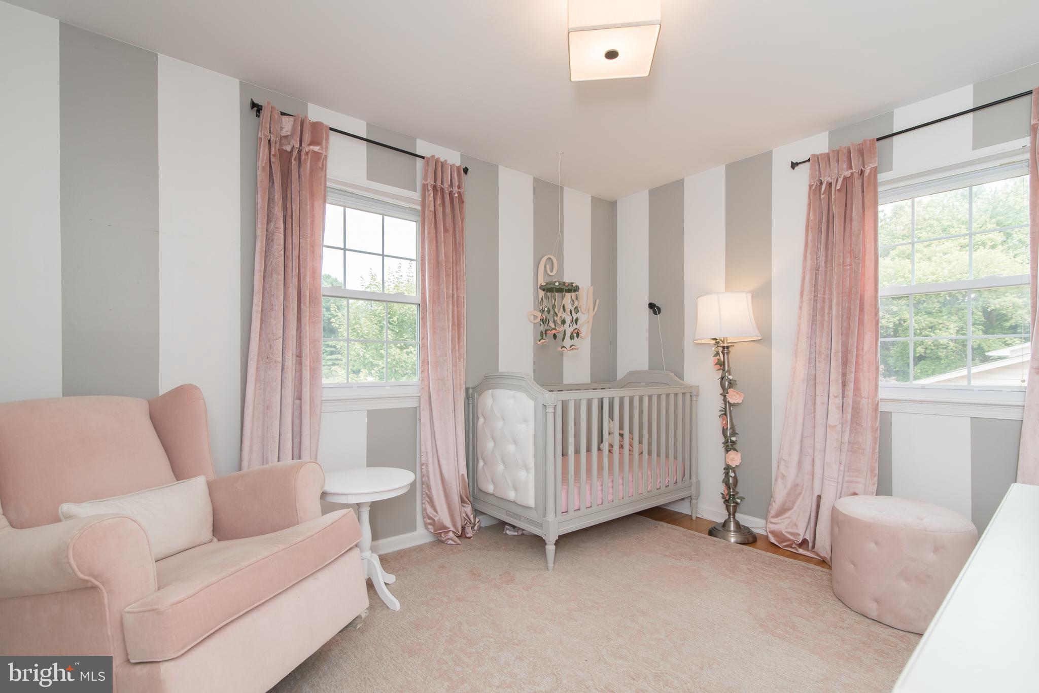 8235 Hilton Road Gaithersburg, MD 20882 - Photo 39 of 90 Bedroom 3 light-filled and sunny with two windows