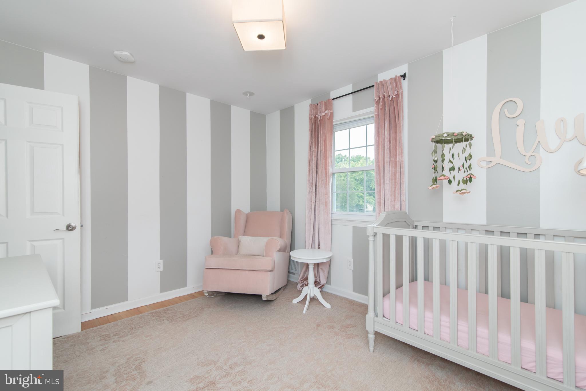 8235 Hilton Road Gaithersburg, MD 20882 - Photo 40 of 90 Bedroom 3: plenty of room