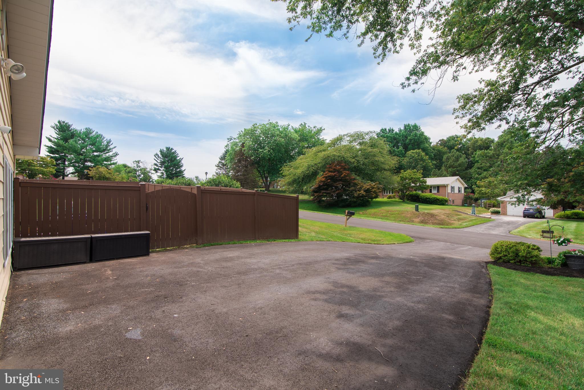 8235 Hilton Road Gaithersburg, MD 20882 - Photo 74 of 90 Exterior view from garage