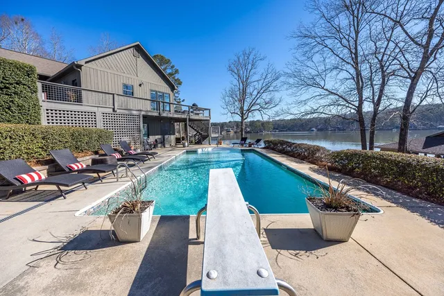 $1,200,000 | 302 Odom Drive, Hamilton, GA 31811