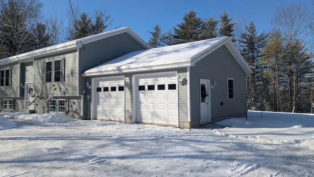 $415,000 | 4 Starkey Lane, South China, ME 04358