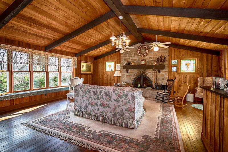 215 Teepee Road Canonsburg, PA 15317 - Photo 18 of 25 Gallery Image 18