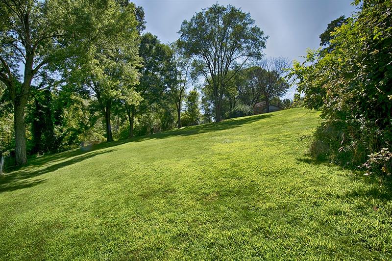 215 Teepee Road Canonsburg, PA 15317 - Photo 10 of 25 Gallery Image 10