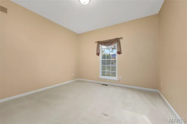 $345,000 | 65 Eagle Cove Lane, Unit 25B, St. Charles, MO 63303