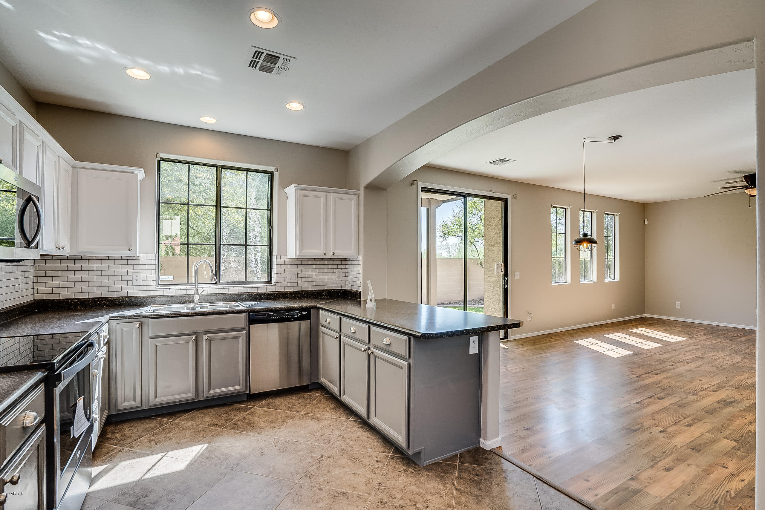 2423 West Sleepy Ranch Road Phoenix, AZ 85085 - Photo 10 of 20 Sleepy Ranch-18