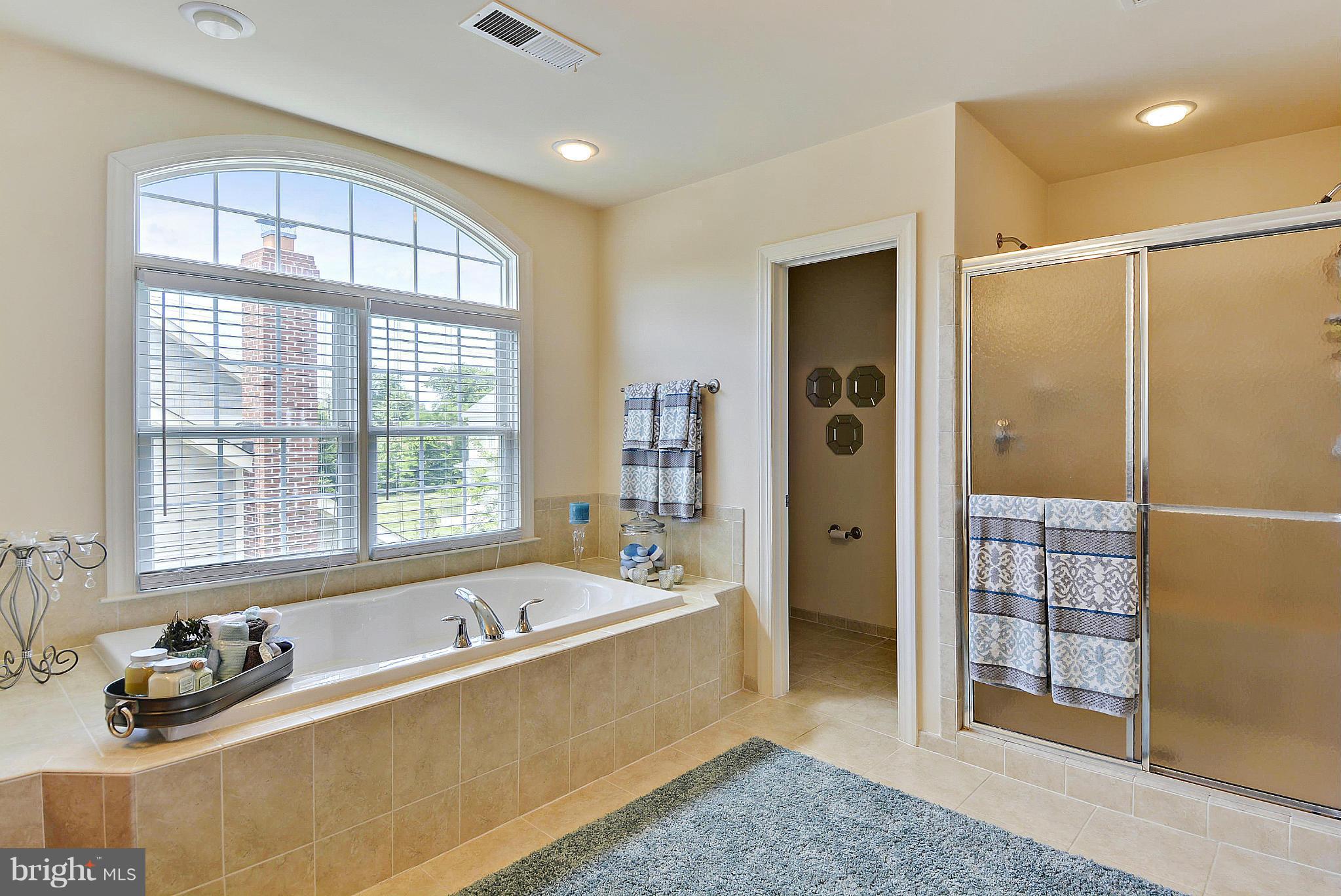 6412 Gayfields Road Alexandria, VA 22315 - Photo 13 of 27 Luxurious Master Bath, Soaking Tub, Shower