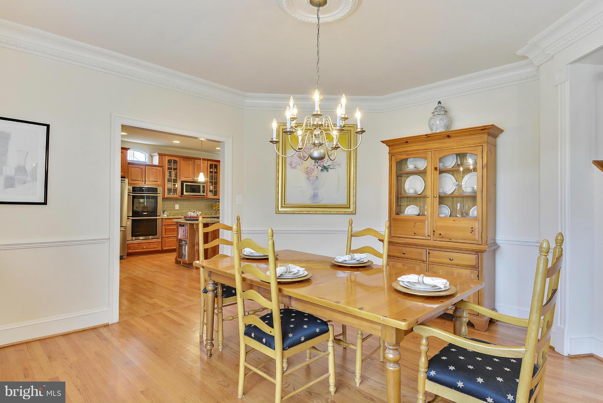 6412 Gayfields Road Alexandria, VA 22315 - Photo 7 of 27 Elegant Dining Room