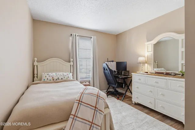 $320,000 | 400 Daisy Court, Jackson, NJ 08527