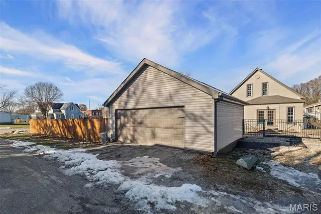 $185,000 | 108 South Long Street, Caseyville, IL 62232