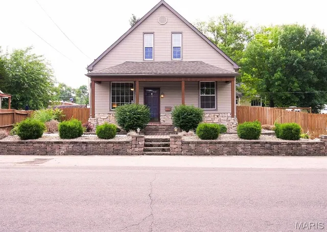 $185,000 | 108 South Long Street, Caseyville, IL 62232