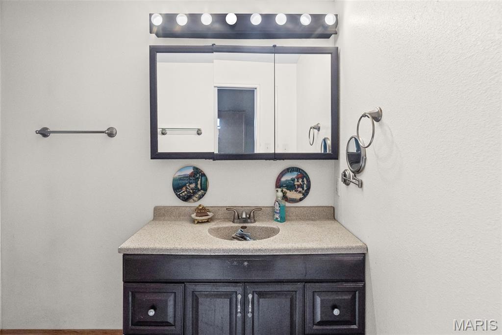 108 South Long Street Caseyville, IL 62232 - Photo 33 of 47