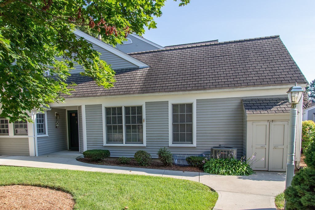 401 Old Country Road, Unit 401 Wenham, MA 01984 - Photo 2 of 24