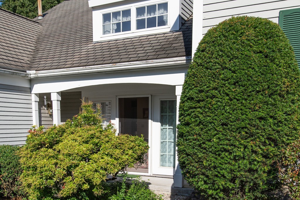 401 Old Country Road, Unit 401 Wenham, MA 01984 - Photo 3 of 24