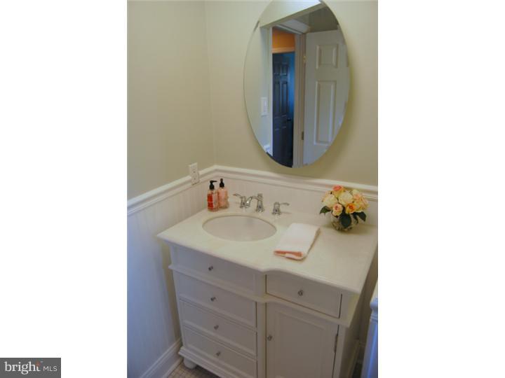 2909 Pheasant Run Road Audubon, PA 19403 - Photo 17 of 21 Bathroom