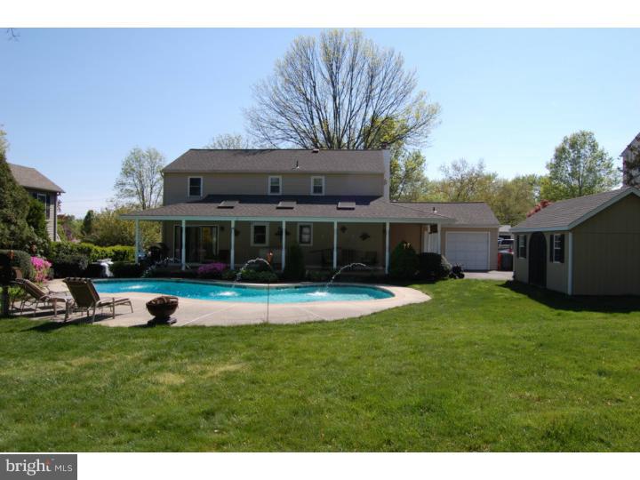 2909 Pheasant Run Road Audubon, PA 19403 - Photo 18 of 21 Exterior Back