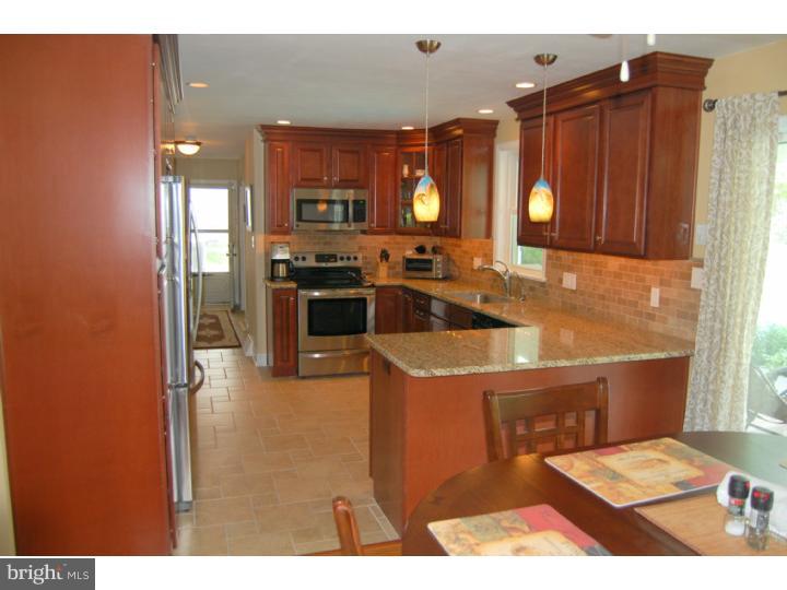 2909 Pheasant Run Road Audubon, PA 19403 - Photo 4 of 21 Kitchen