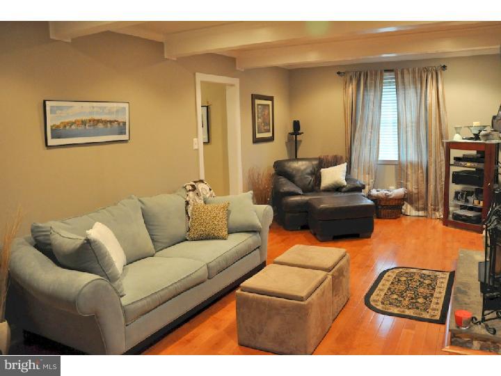 2909 Pheasant Run Road Audubon, PA 19403 - Photo 8 of 21 Family Room